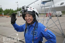 To be a passenger in incredible fighter jet