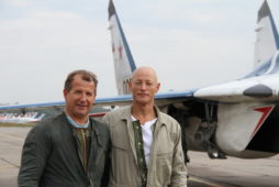 How to fly a military jet